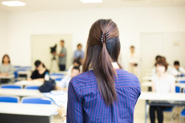 講演会・講習会における実施報告書の書き方は？書くときのポイントや例文を解説！